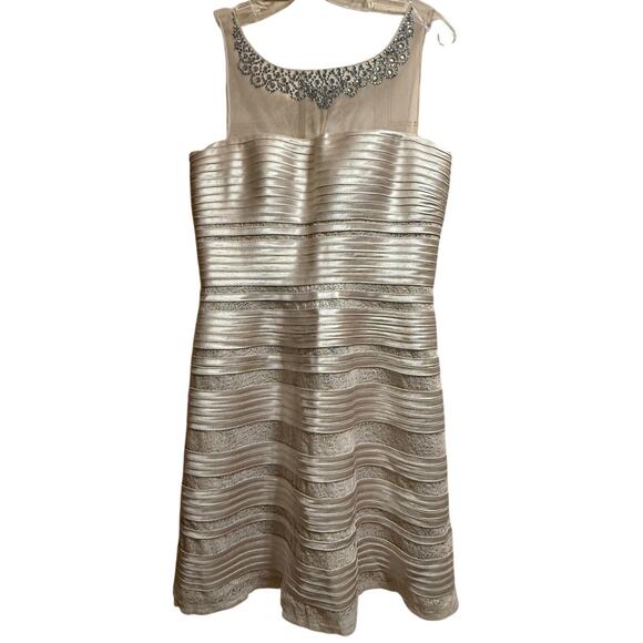 BCBG Maxazria Sleeveless Champagne Layered Lace Mini Dress - Size 10 - Picture 1 of 7